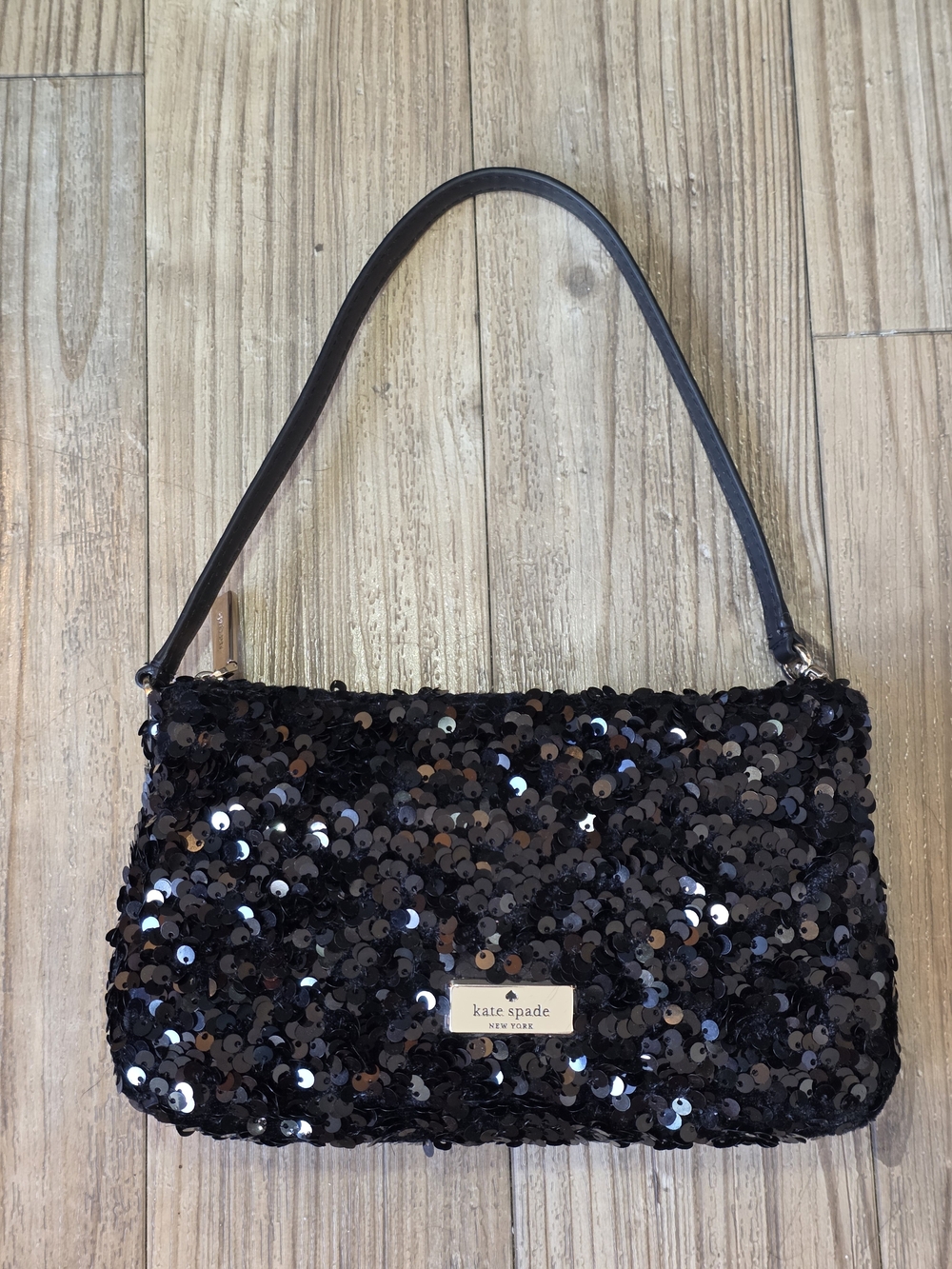 Kate Spade NWOT Kiki Sequin Convertible Wristlet